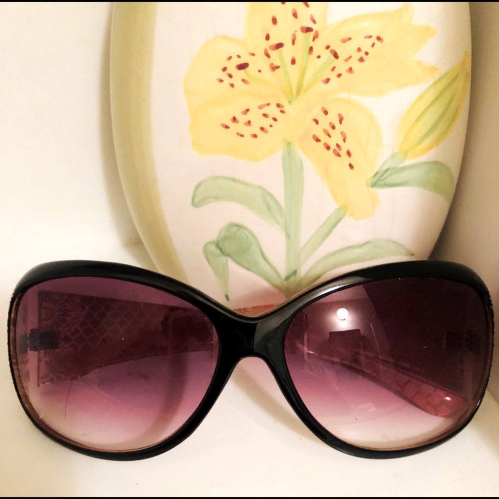 Fashionable sunglasses